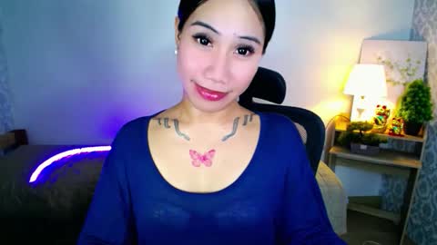 Snapshot of holy_samyx chatting on October 13, 2025, 3:17 am holy_samyx online show from October 13, 2025, 3:17 am