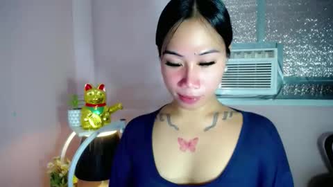 Snapshot of holy_samyx chatting on October 25, 2025, 4:09 am holy_samyx online show from October 25, 2025, 4:09 am