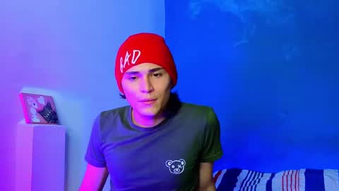      online show from February 1, 2025, 8:58 pm