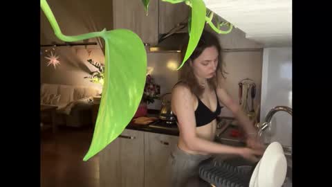 dori not holy get my tg channel with link from description under last photo online show from February 5, 2026, 3:49 pm