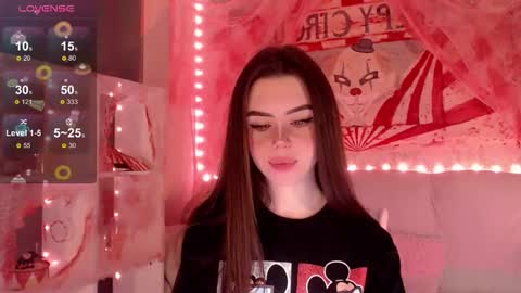 Snapshot of holymiax chatting on October 27, 2025, 3:43 am Mia online show from October 27, 2025, 3:43 am