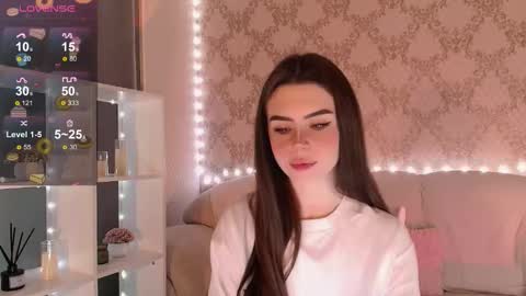 Snapshot of holymiax chatting on November 24, 2025, 3:06 am Mia online show from November 24, 2025, 3:06 am