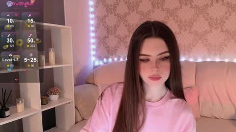 Mia online show from April 5, 2026, 3:36 am