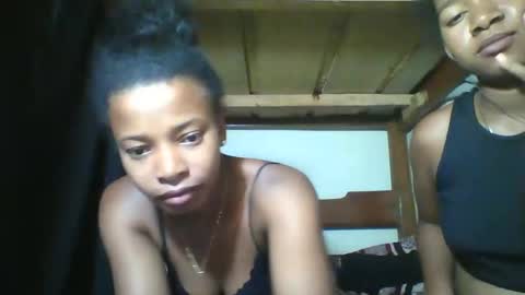 Snapshot of honeria98 chatting on January 11, 2026, 8:30 am honeria98 online show from January 11, 2026, 8:30 am