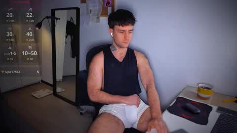 Snapshot of honestandrew chatting on February 12, 2026, 8:09 am Andrew online show from February 12, 2026, 8:09 am