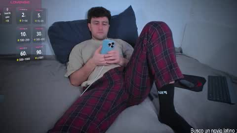 Snapshot of honestandrew chatting on February 21, 2026, 8:04 am Andrew online show from February 21, 2026, 8:04 am