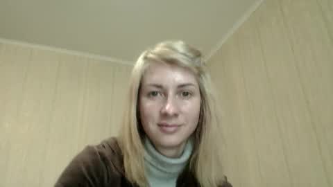 honey 777  online show from May 13, 2026, 12:02 pm