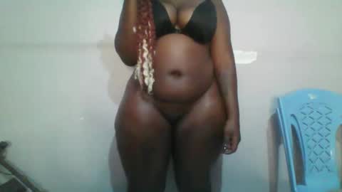 honey_beb online show from September 15, 2025, 7:36 pm