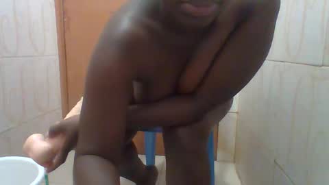 honey_beb online show from December 18, 2025, 10:16 pm