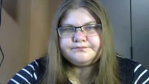 Snapshot of honey_bunny_x chatting on July 17, 2026, 6:20 am Bunny online show from July 17, 2026, 6:20 am