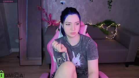 Snapshot of honey_cherrry chatting on June 7, 2026, 1:21 am Honey online show from June 7, 2026, 1:21 am