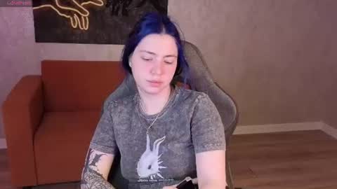 Snapshot of honey_cherrry chatting on June 14, 2026, 1:36 am Honey online show from June 14, 2026, 1:36 am