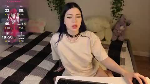 Snapshot of honey_cherrry chatting on June 21, 2026, 12:57 am Honey online show from June 21, 2026, 12:57 am