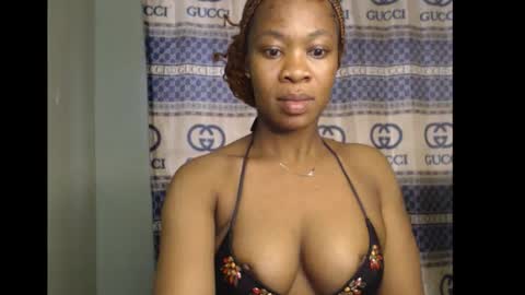 Flora online show from October 12, 2025, 9:08 am