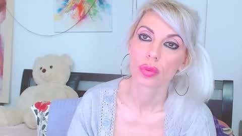 honey_lara online show from March 29, 2026, 9:15 pm
