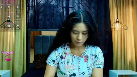 Snapshot of honey_love__ chatting on September 20, 2025, 1:34 pm Honey Love online show from September 20, 2025, 1:34 pm