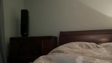 honey_man14 online show from November 9, 2025, 5:33 pm