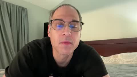 honey_man14 online show from January 11, 2026, 7:08 pm