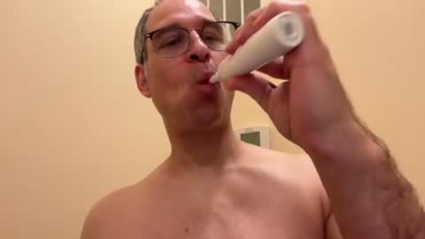 honey_man14 online show from February 13, 2026, 6:48 pm