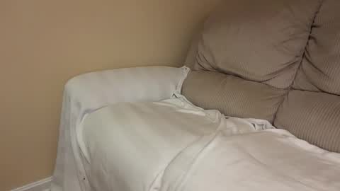 honey_man14 online show from March 5, 2026, 6:42 am