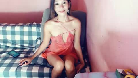 Snapshot of honey_mollyxx chatting on October 28, 2025, 3:21 am honey_mollyxx online show from October 28, 2025, 3:21 am