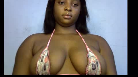 mamacita online show from October 29, 2025, 9:44 am