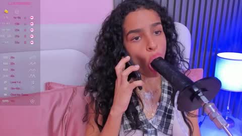 Snapshot of honey_sofii_ chatting on March 2, 2025, 5:58 pm honey_sofii_ online show from March 2, 2025, 5:58 pm