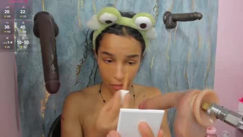 Snapshot of honey_sofii_ chatting on September 25, 2025, 11:36 am honey_sofii_ online show from September 25, 2025, 11:36 am