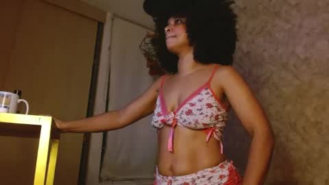 Snapshot of honey_sweet8 chatting on May 26, 2026, 10:00 am Honey-Sweett online show from May 26, 2026, 10:00 am