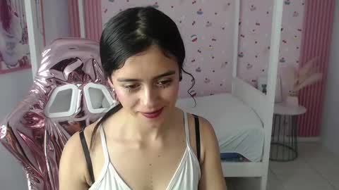 HONEY  online show from December 20, 2024, 4:46 pm