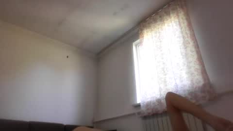 Snapshot of honey_yuzu chatting on June 23, 2026, 5:27 am honey_yuzu online show from June 23, 2026, 5:27 am