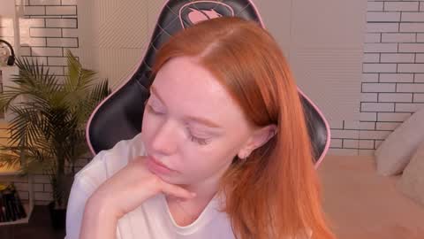 honeyautumn online show from December 4, 2024, 6:00 am