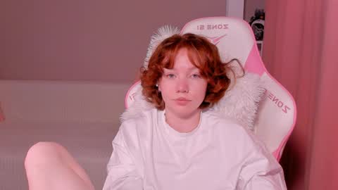 honeyautumn online show from January 18, 2025, 3:20 am