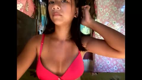 honeybabe12xx online show from June 8, 2026, 5:52 am