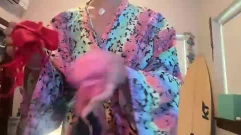 Snapshot of honeybun_z chatting on February 7, 2026, 3:10 am honeybun_z online show from February 7, 2026, 3:10 am