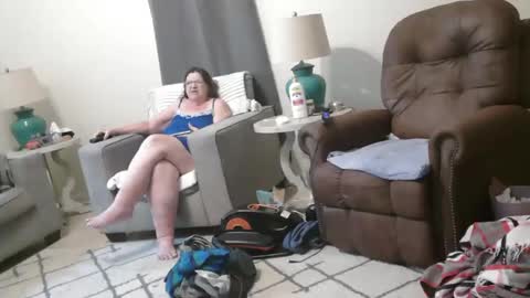 Snapshot of honeybuns344636 chatting on March 7, 2025, 11:18 am Honey online show from March 7, 2025, 11:18 am