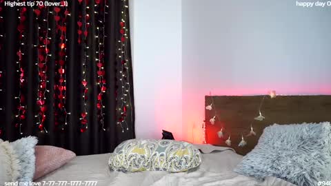 HoneyCarrol online show from February 28, 2025, 6:52 pm