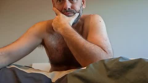 honeydaddyforyou online show from December 1, 2025, 7:46 am