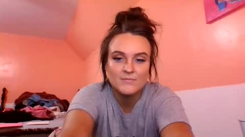 HoneyDrippinBunny online show from February 2, 2026, 1:15 am