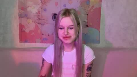 Lisa online show from November 30, 2025, 4:27 am