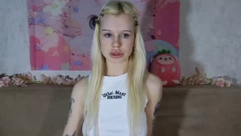 Lisa online show from March 24, 2026, 3:33 am