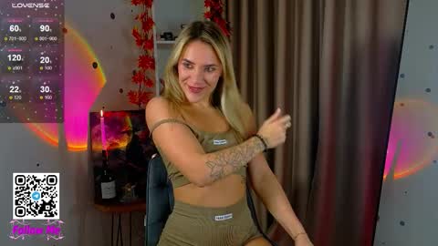 Alina online show from October 15, 2025, 3:56 pm