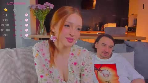 Lily and Michael online show from September 18, 2025, 3:03 pm