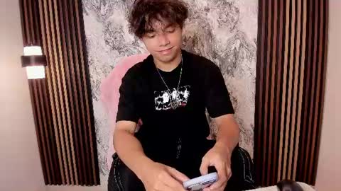 honeymoon_sariel online show from June 26, 2026, 1:48 pm
