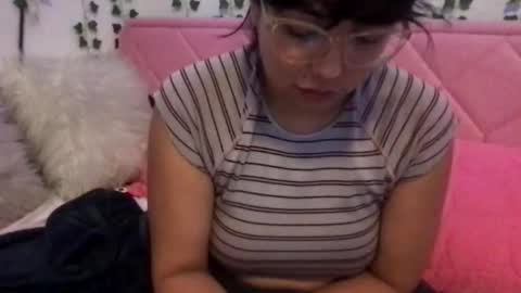 honeyyy89 online show from March 8, 2026, 3:05 pm