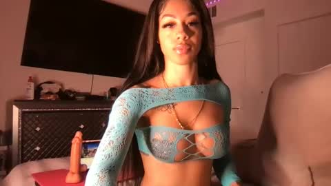 Snapshot of honeyybabyy112344114 chatting on September 12, 2025, 7:41 am honeyybabyy112344114 online show from September 12, 2025, 7:41 am