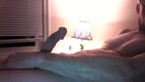 honj19747 online show from December 3, 2025, 10:35 am