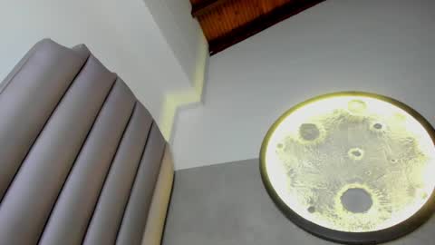 honnyy_23 online show from May 15, 2026, 8:38 pm