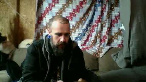 Hood Wood 666 online show from February 1, 2026, 7:51 am