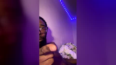 blackhoodcouple online show from February 23, 2026, 11:07 am